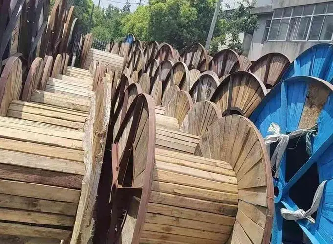 深圳回收旧电缆盘